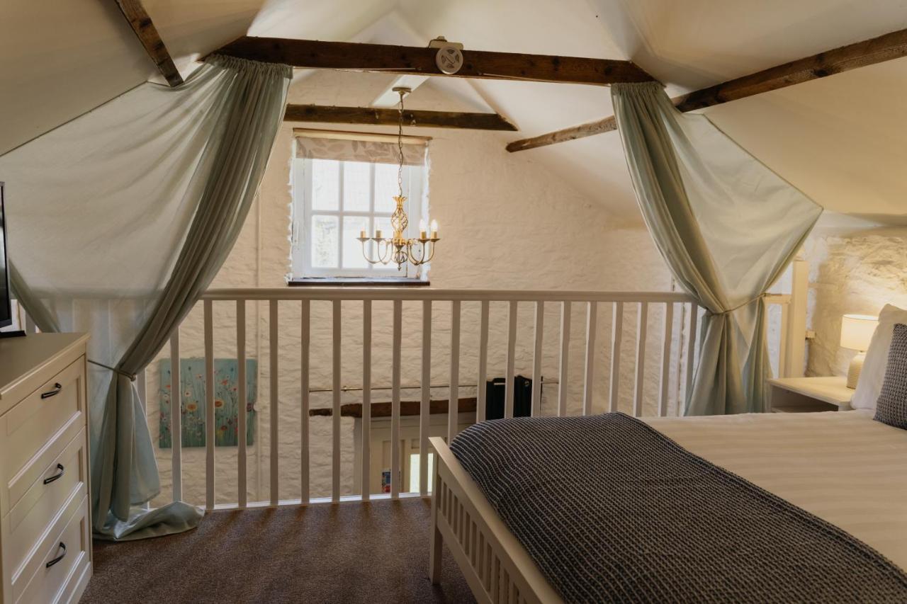 Little England Retreats - Cottage, Yurt And Shepherd Huts Othery Dış mekan fotoğraf