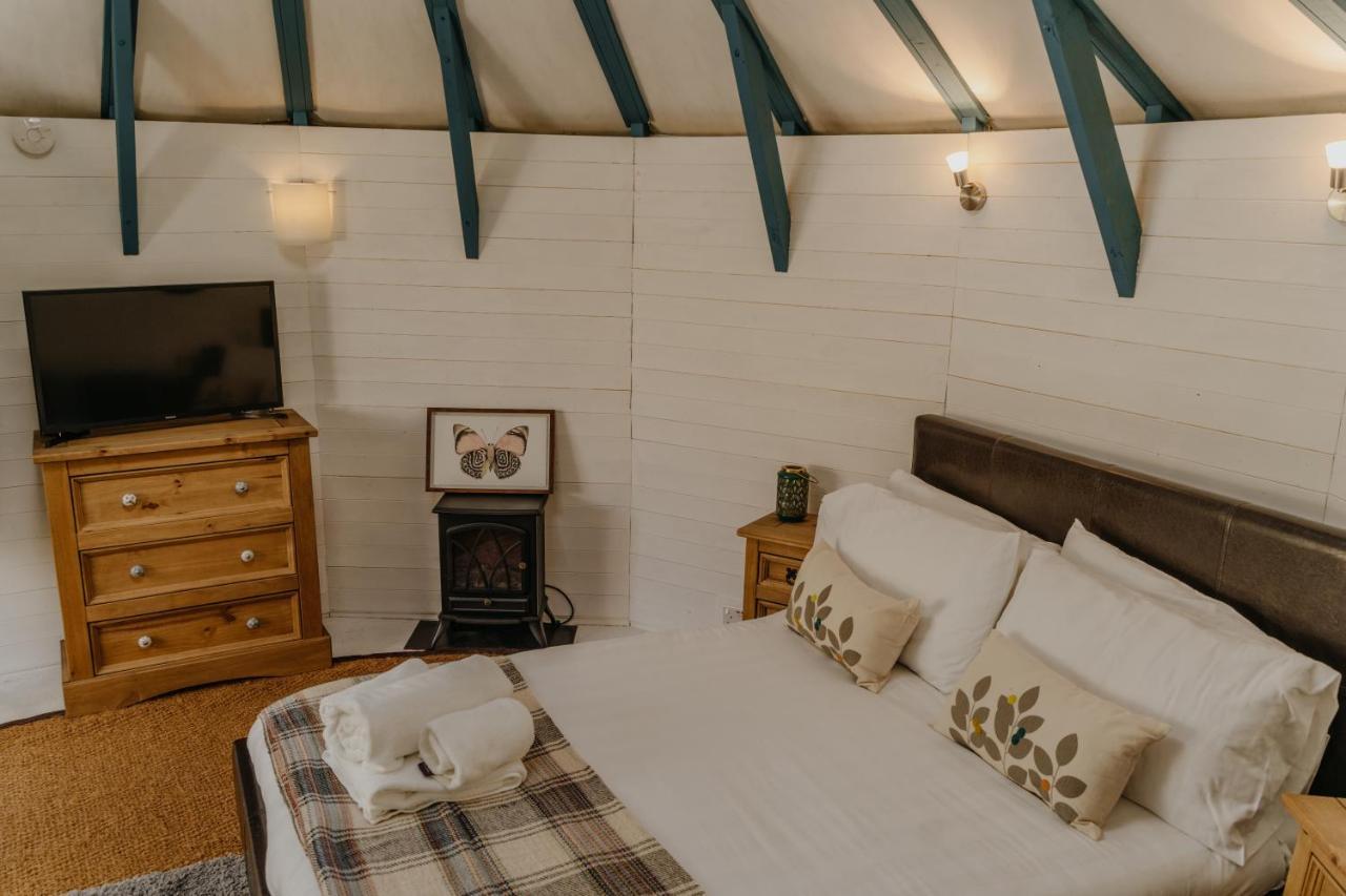Little England Retreats - Cottage, Yurt And Shepherd Huts Othery Dış mekan fotoğraf