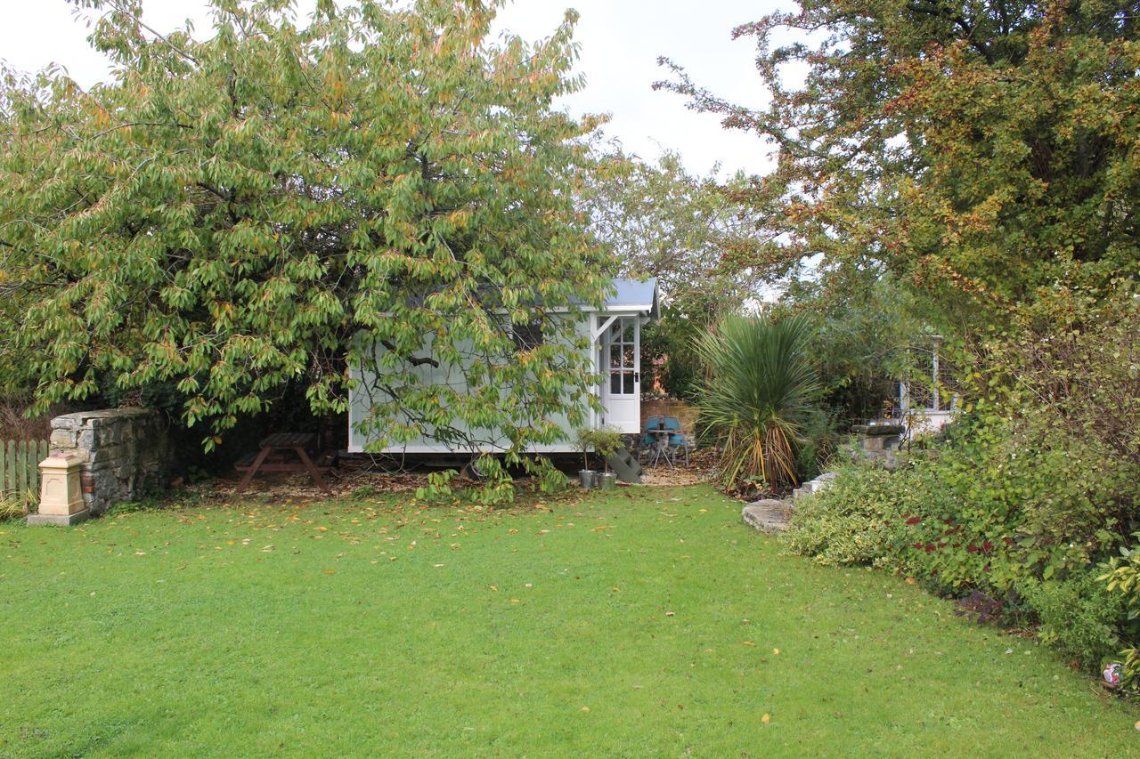 Little England Retreats - Cottage, Yurt And Shepherd Huts Othery Dış mekan fotoğraf